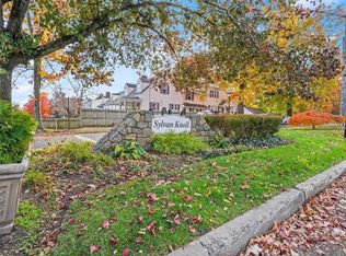 305 Sylvan Knoll Rd #305, Stamford, CT 06902