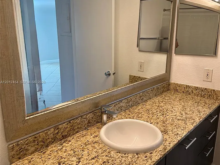12620 Vista Isles Dr #1013 — Photo 17