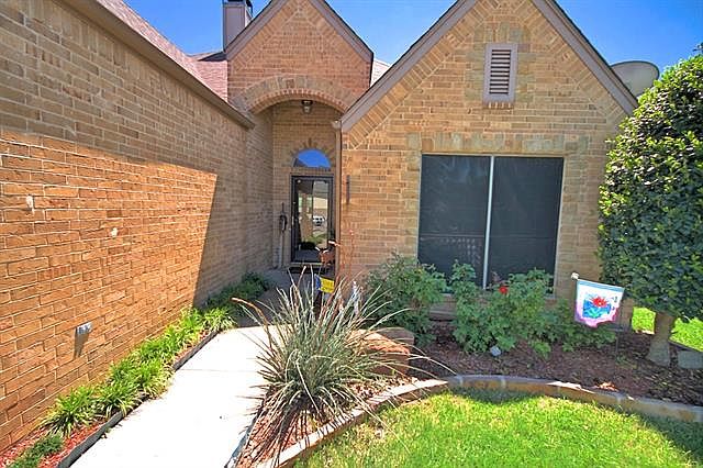 1st image of 1305 Preston Trail Ct