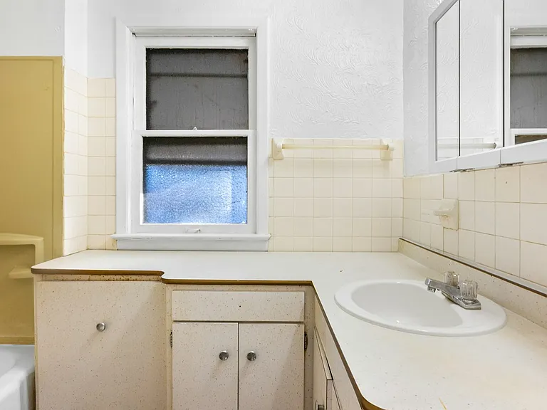856 Wayside Rd #A — Photo 11