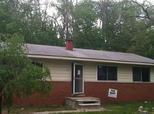 1114 Glengary Rd, Commerce Township, MI 48390