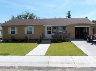 633 Pineview Pl, Casper, WY 82609