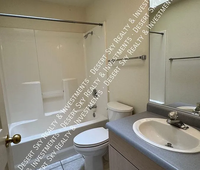 2481 Sunridge Dr — Photo 19