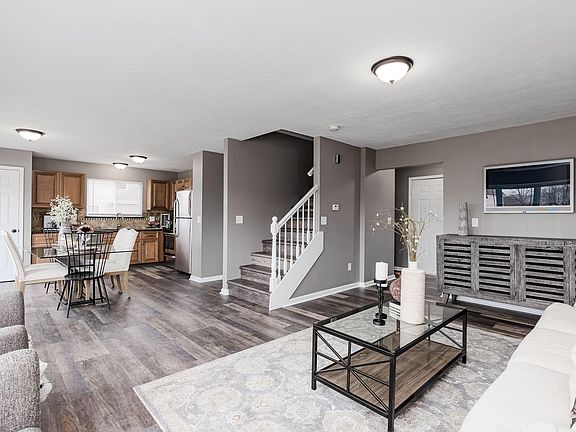 4th image of 14316 Jamestown Bay Dr
