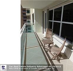 5th image of 3900 Galt Ocean Dr APT 1106