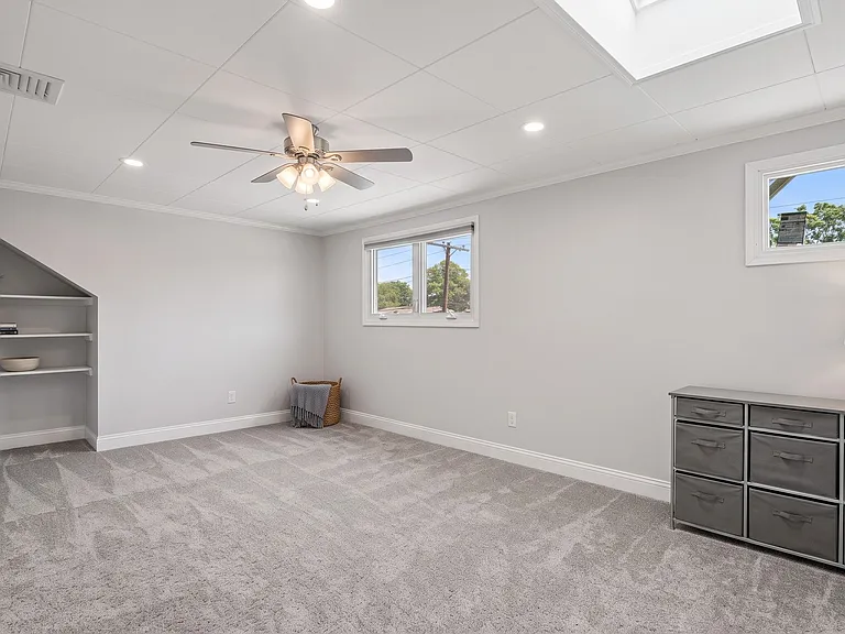 Upstairs Bedroom #3
