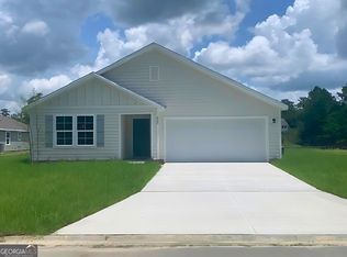 520 Hide Away Lake Loop, Kingsland, GA 31548