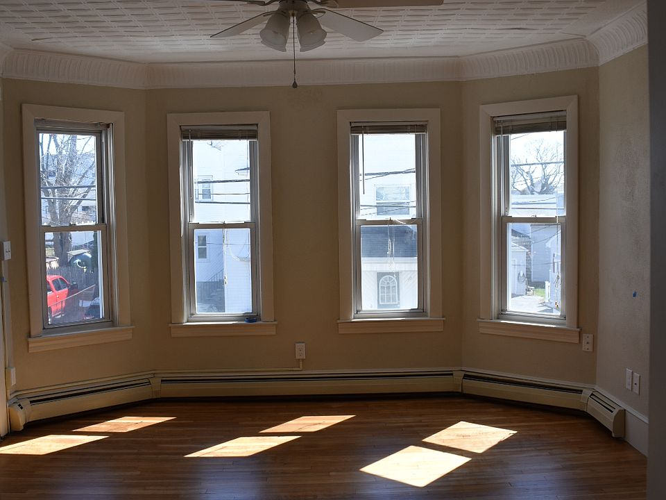 1st image of 29 Lapham St