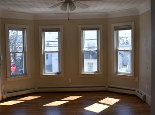 29 Lapham St, Fall River, MA 02721