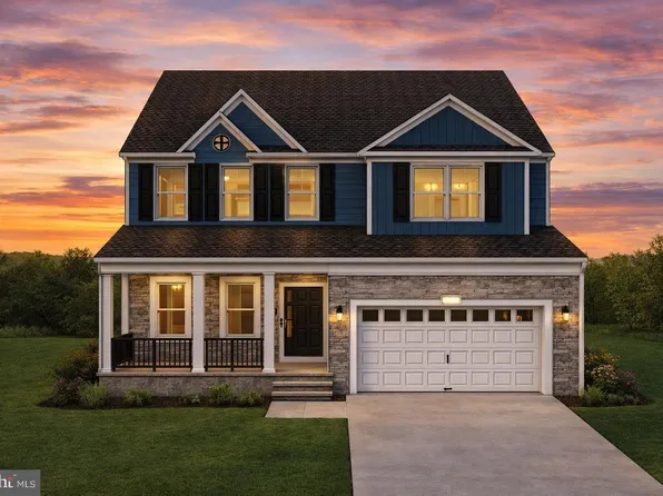 4025 Hallman St, Fairfax, VA 22030