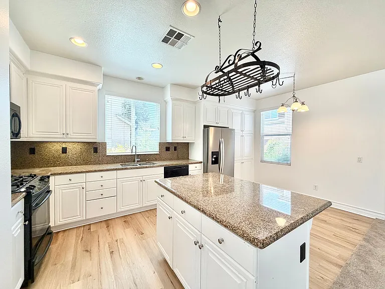 37168 Galileo Ln — Photo 10