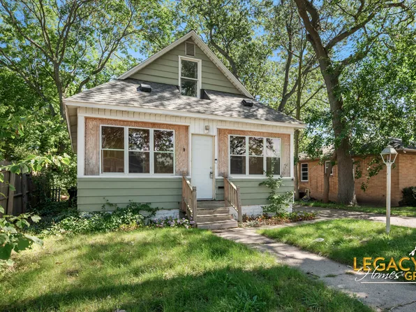 2928 Baker St, Muskegon Heights, MI 49444
