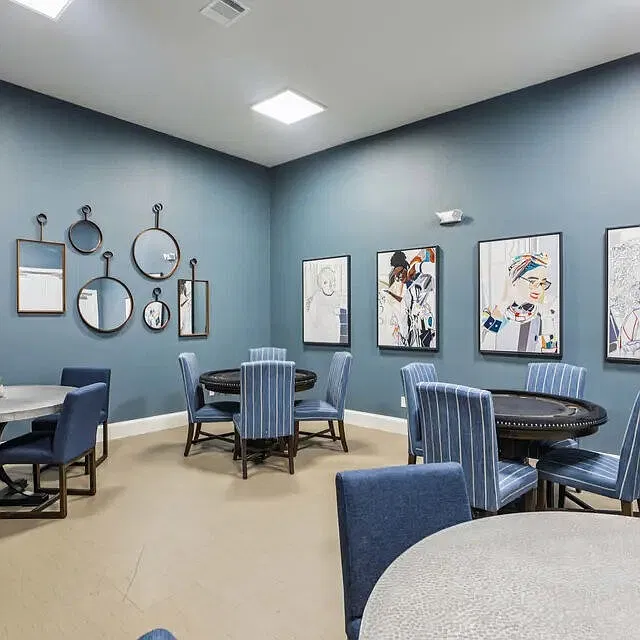 Creekview Apartment Homes — Photo 4