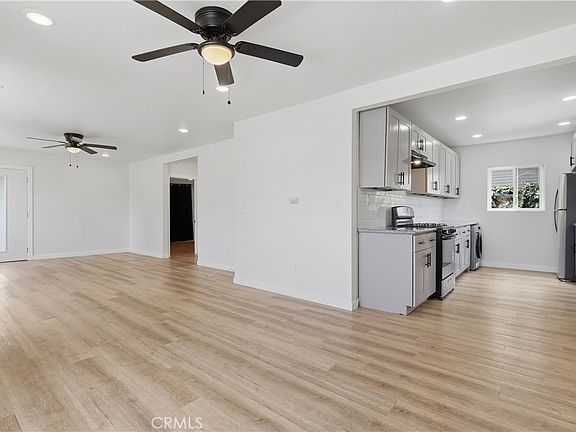 4th image of 3101 W 60th St
