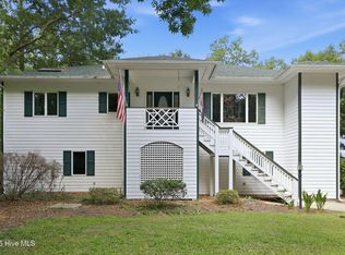 308 Silver Creek Landing Rd, Swansboro, NC 28584