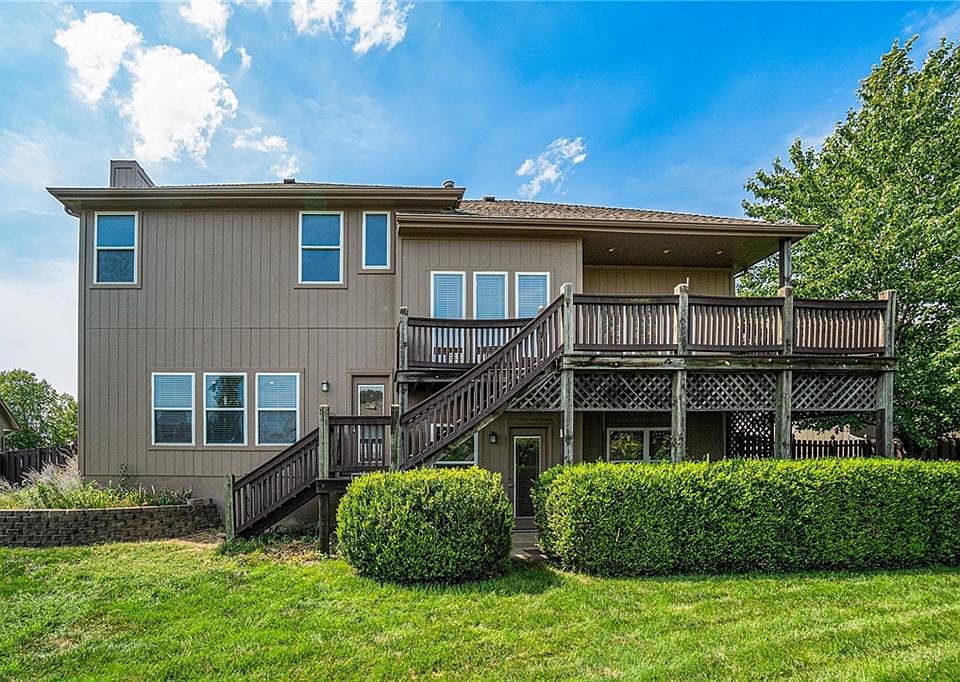 2nd image of 4407 SW Rivulet Dr