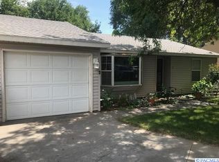 3284 W 9th Pl, Kennewick, WA 99336