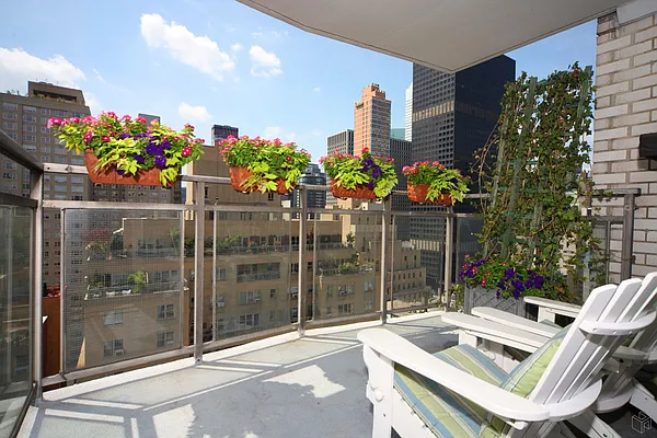 Sold by Halstead Real Estate | media 7