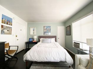 402 S Robertson Blvd #7, Los Angeles, CA 90048