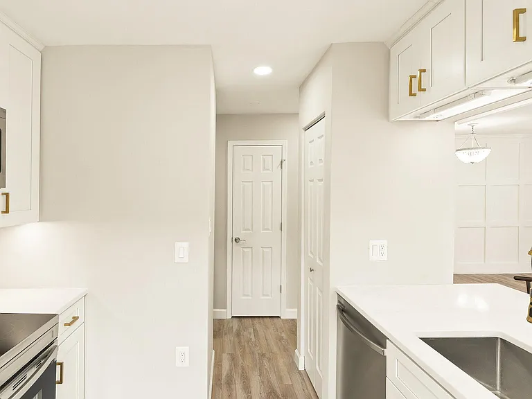 12168 Springwoods Dr — Photo 14