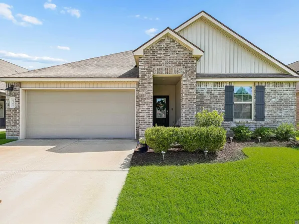 8368 Rosemary Ave, Denham Springs, LA 70726