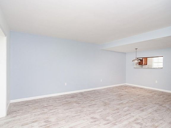 5th image of 1901 Indian River Blvd #205E