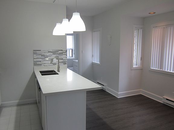 3rd image of 75 High Park Blvd #3