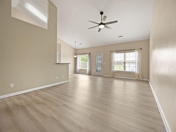 5th image of 361 Bowerwood Dr