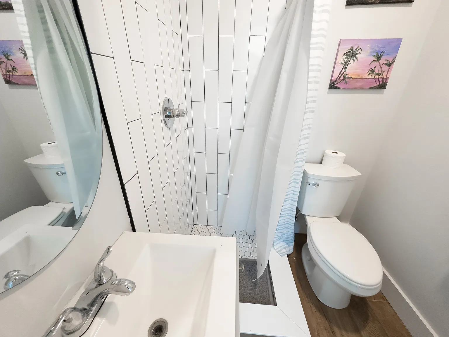 2 bed, 800 sqft, $1,300 — Photo 2