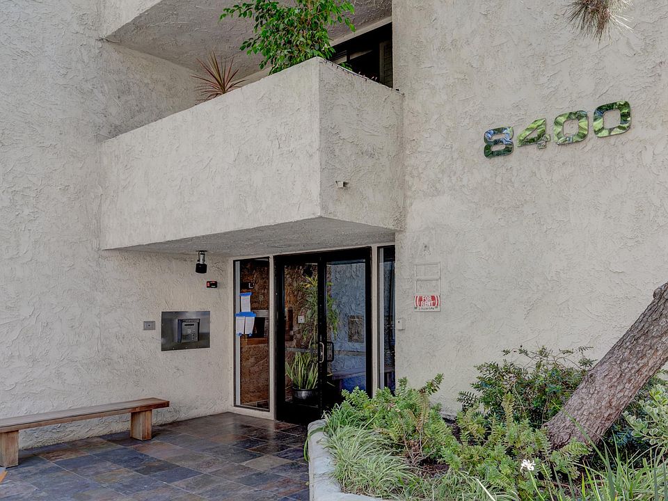 1st image of 8400 De Longpre Ave APT 205