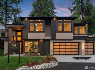 10648 Woodhaven Ln, Bellevue, WA