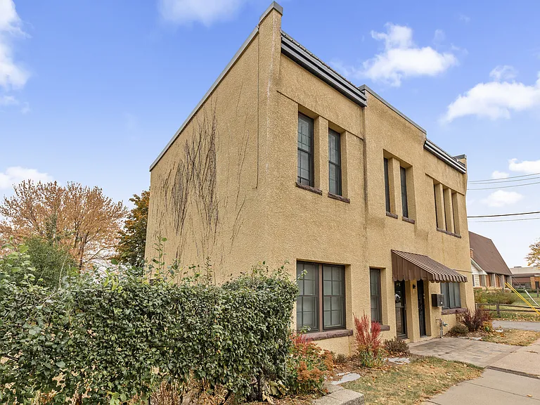 745 Margaret St #4 — Photo 6