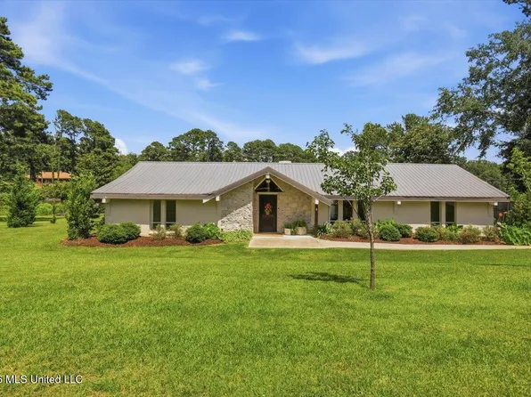 238 Kiowa Dr, Madison, MS 39110