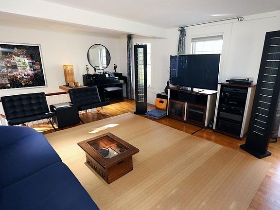 4th image of 90 Putnam Ave APT 3