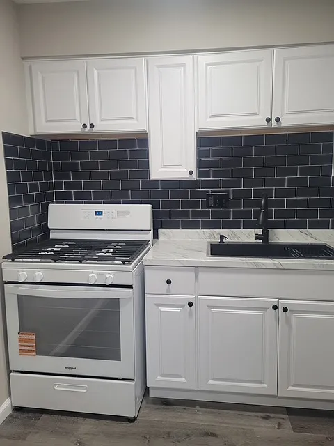 2 bed, $1,600 — Photo 4