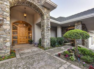 8538 Emperor Dr, Fair Oaks, CA 95628
