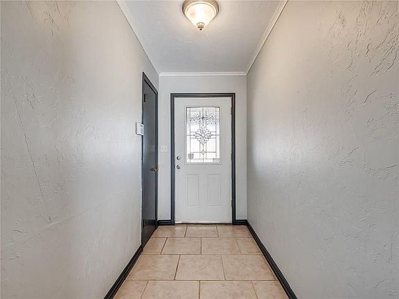 4th image of 1148 NE 59th St