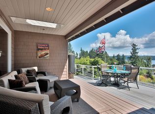 5161 Courtney Pl, Freeland, WA 98249