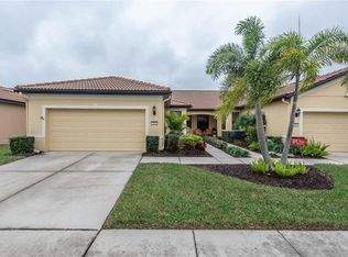 334 Bluewater Falls Ct, Apollo Beach, FL 33572