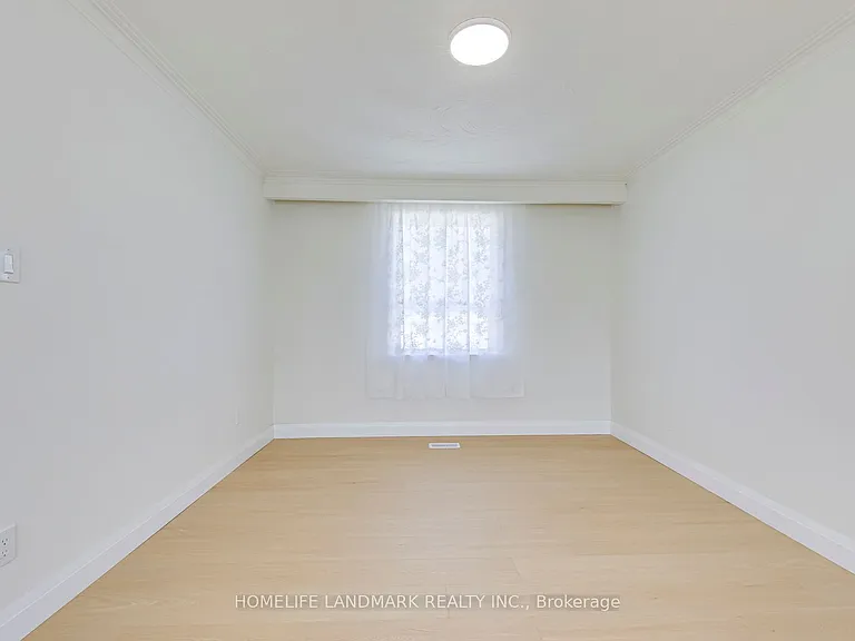 451 Sandmere Pl — Photo 10