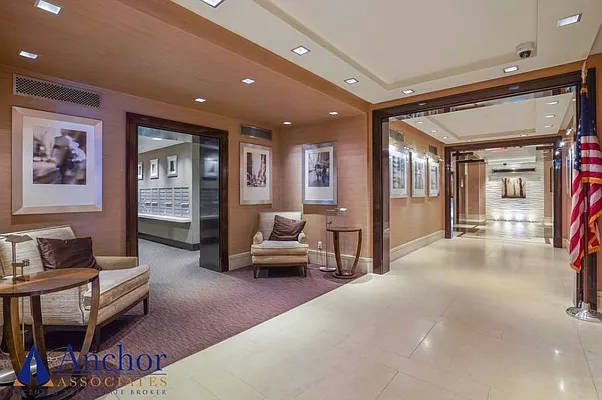 Rented by Anchor Associates | media 18