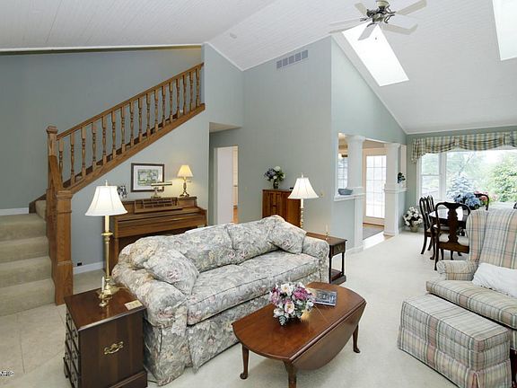 Open living room with staircase  821 GUL