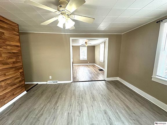3rd image of 320 N Nye Ave