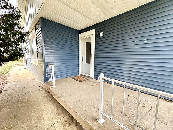 5th image of 34 EVERGREEN LANE