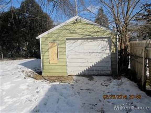 3rd image of 16827 Bringard Dr