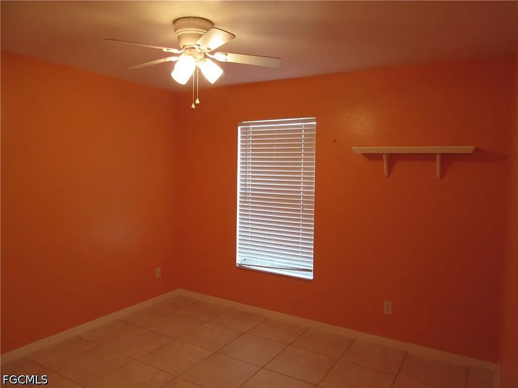 3 bed, 2.0 bath, 1259 sqft, $1,800 — Photo 4