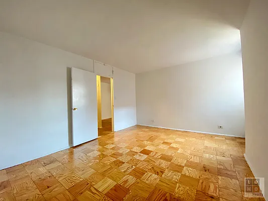 Rented by LoHo Realty | media 7