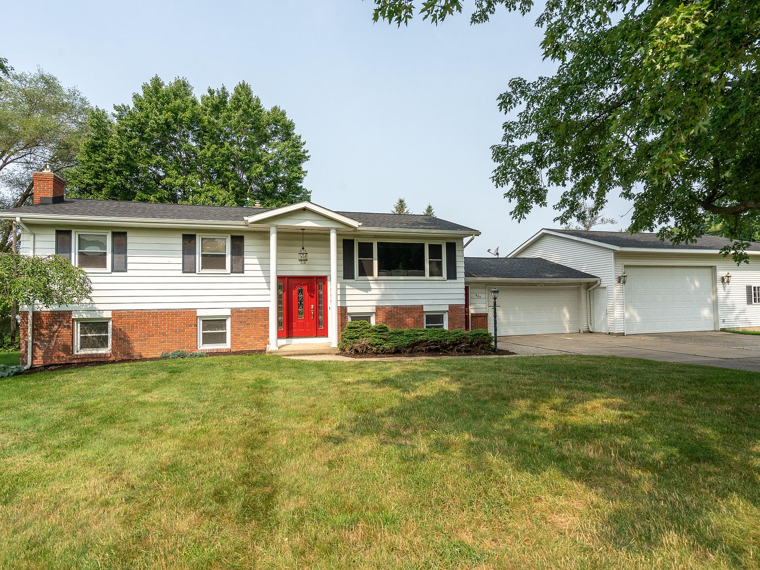 985 76th St SE, Byron Center, MI 49315 Zillow