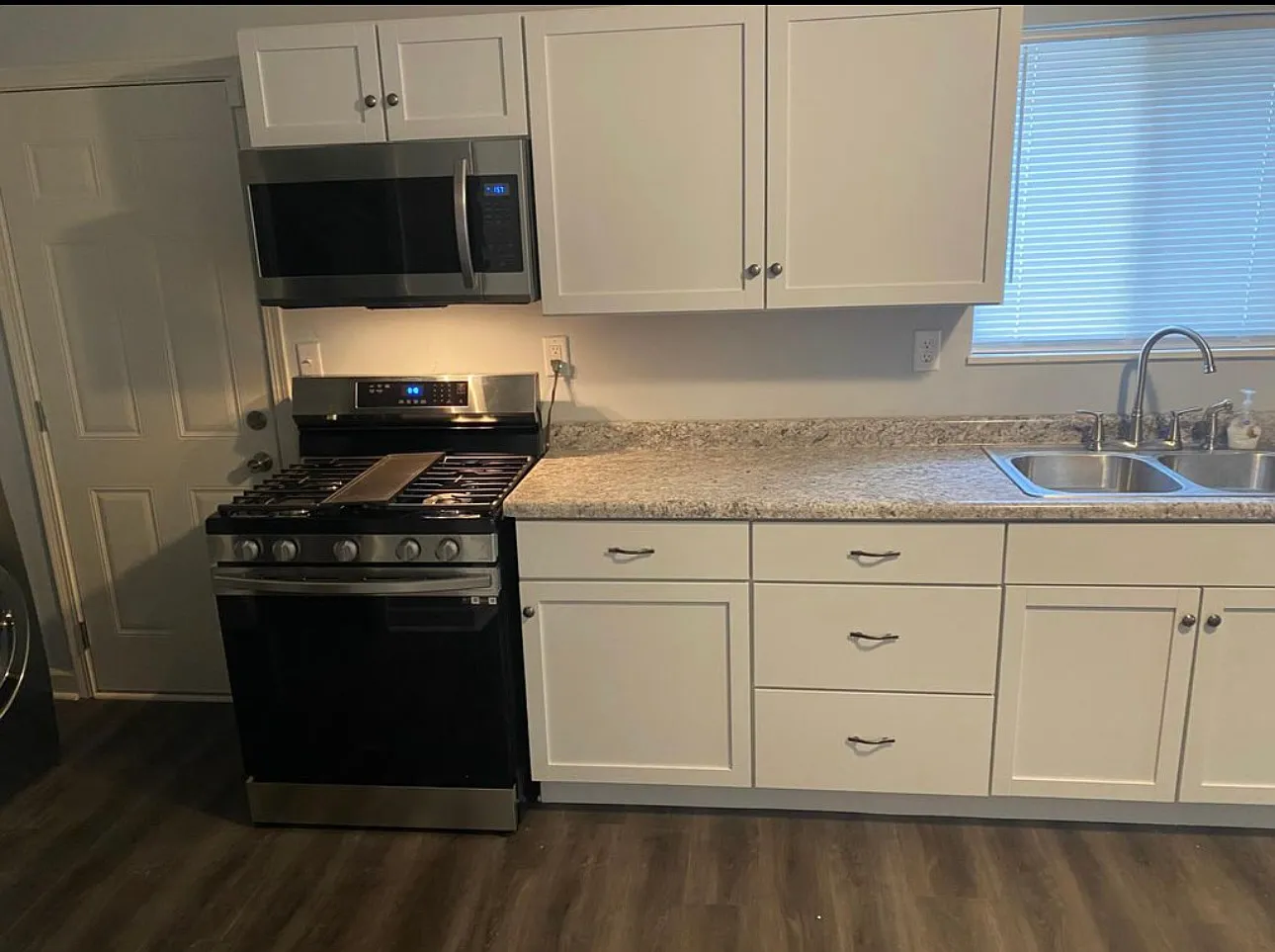 3 bed, 1104 sqft, $750 — Photo 2