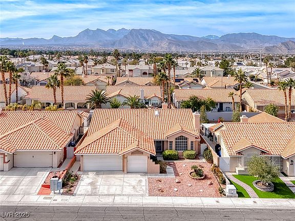 2nd image of 3117 Firenze Ct
